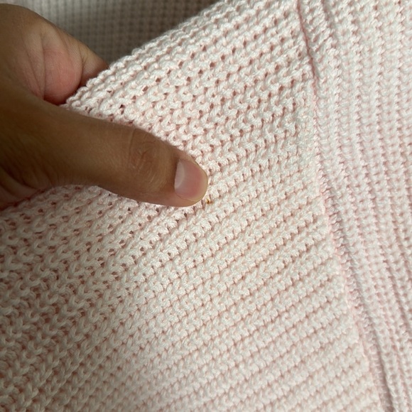 Pierre Cardin pink knit sweater size medium - Picture 9 of 13